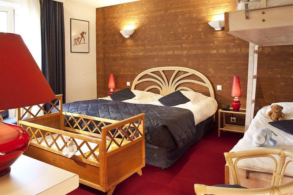 Hotel Les Vallees Labellemontagne La Bresse Bagian luar foto