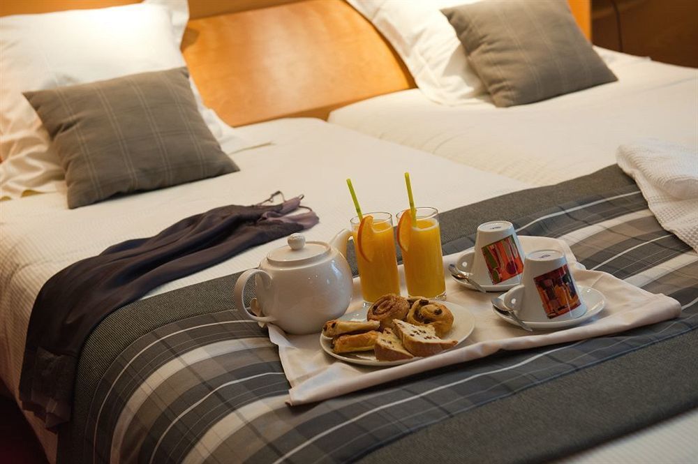 Hotel Les Vallees Labellemontagne La Bresse Bagian luar foto