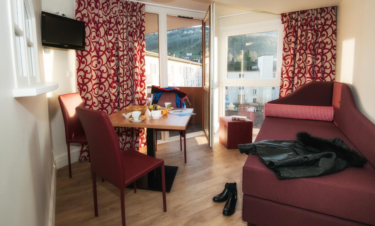 Hotel Les Vallees Labellemontagne La Bresse Bagian luar foto