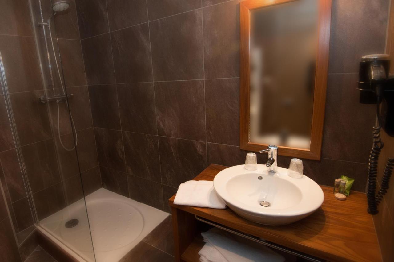 Hotel Les Vallees Labellemontagne La Bresse Bagian luar foto
